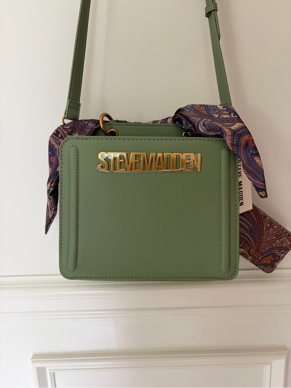 NWT Steve Madden Devlyn Olive Green Satchel Crossbody w/ Scarf & Card Holder